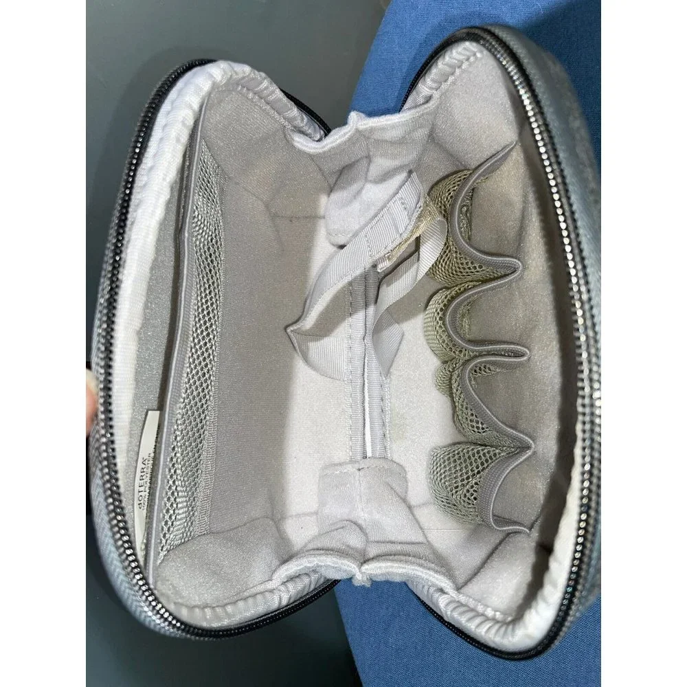 doTERRA Pilot Portable Diffuser Essential Oil Aromatherapy Travel Bag Case Only